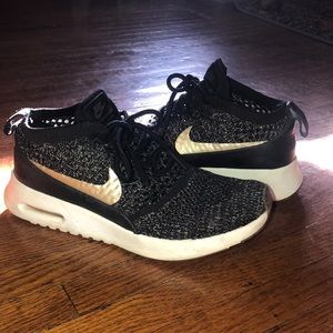 Black Nike Air Max Thea Ultra